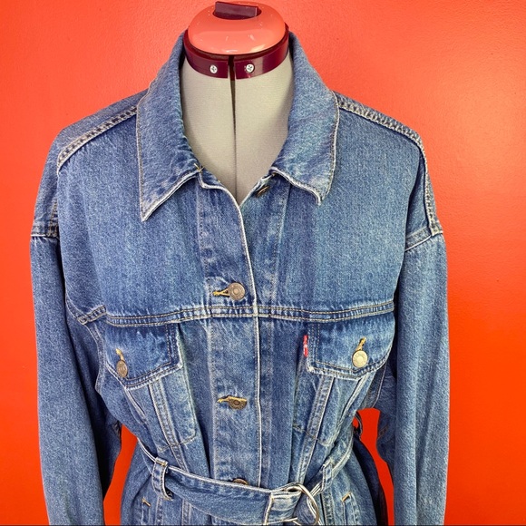 NWT Levi's Belted Trucker Jacket in Mid Blue - Picture 6 of 7